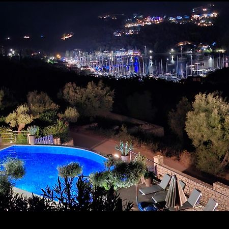 Villas Amantea- Four Villas With Big Pool And Infinity Pool シヴォタ エクステリア 写真