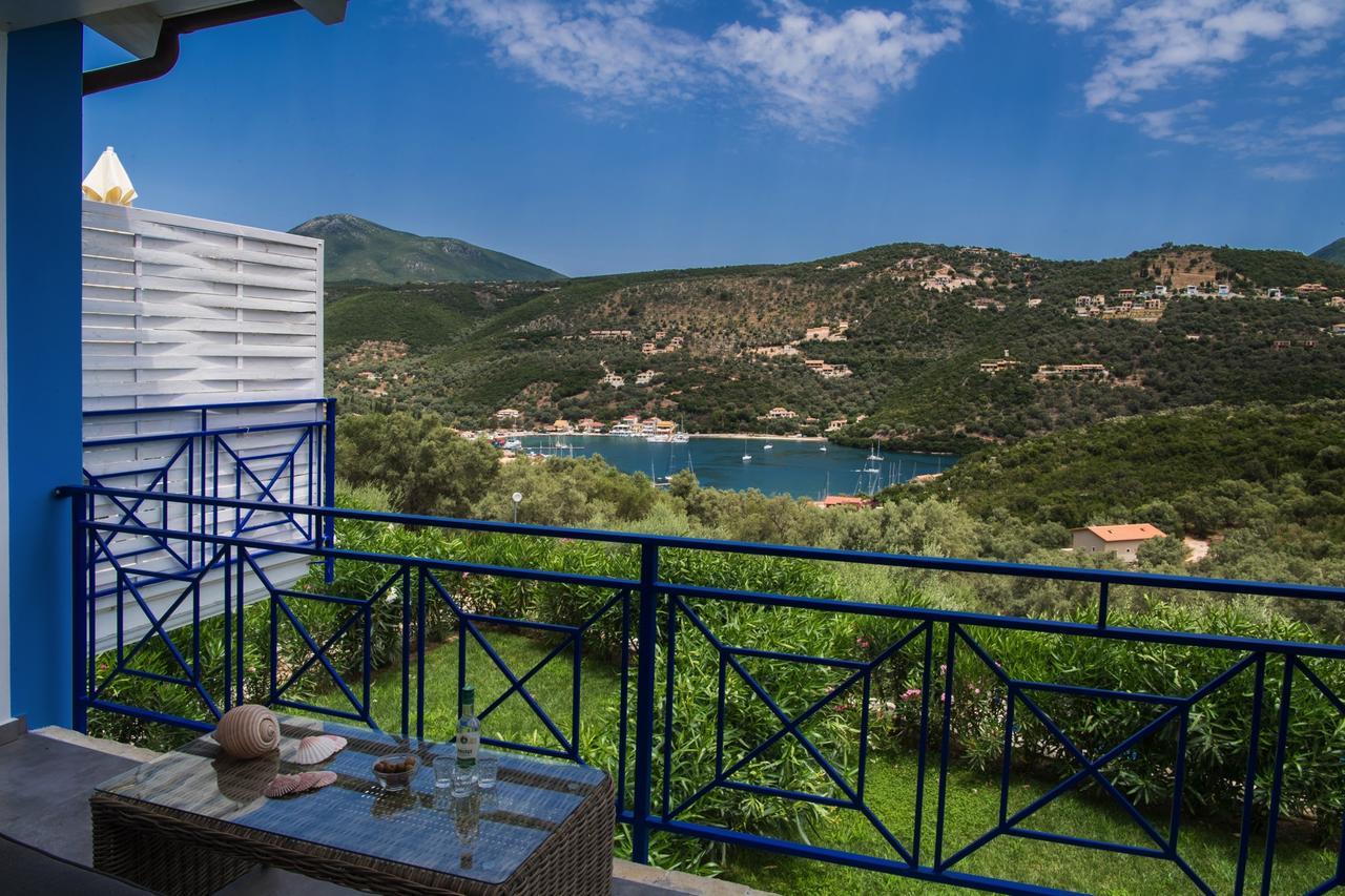 Villas Amantea- Four Villas With Big Pool And Infinity Pool シヴォタ エクステリア 写真